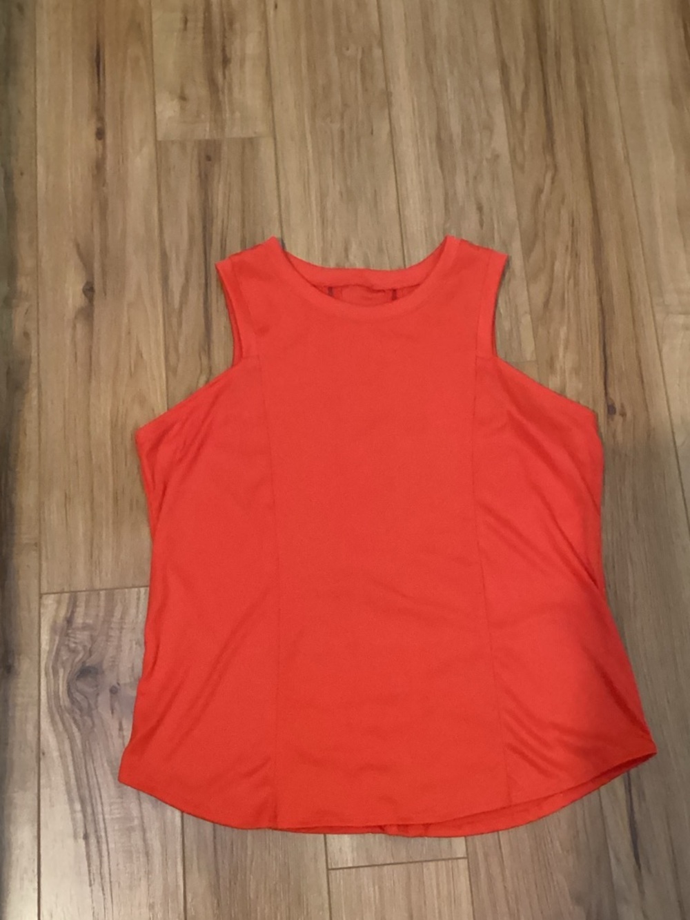 Lucky InLove red starter tank